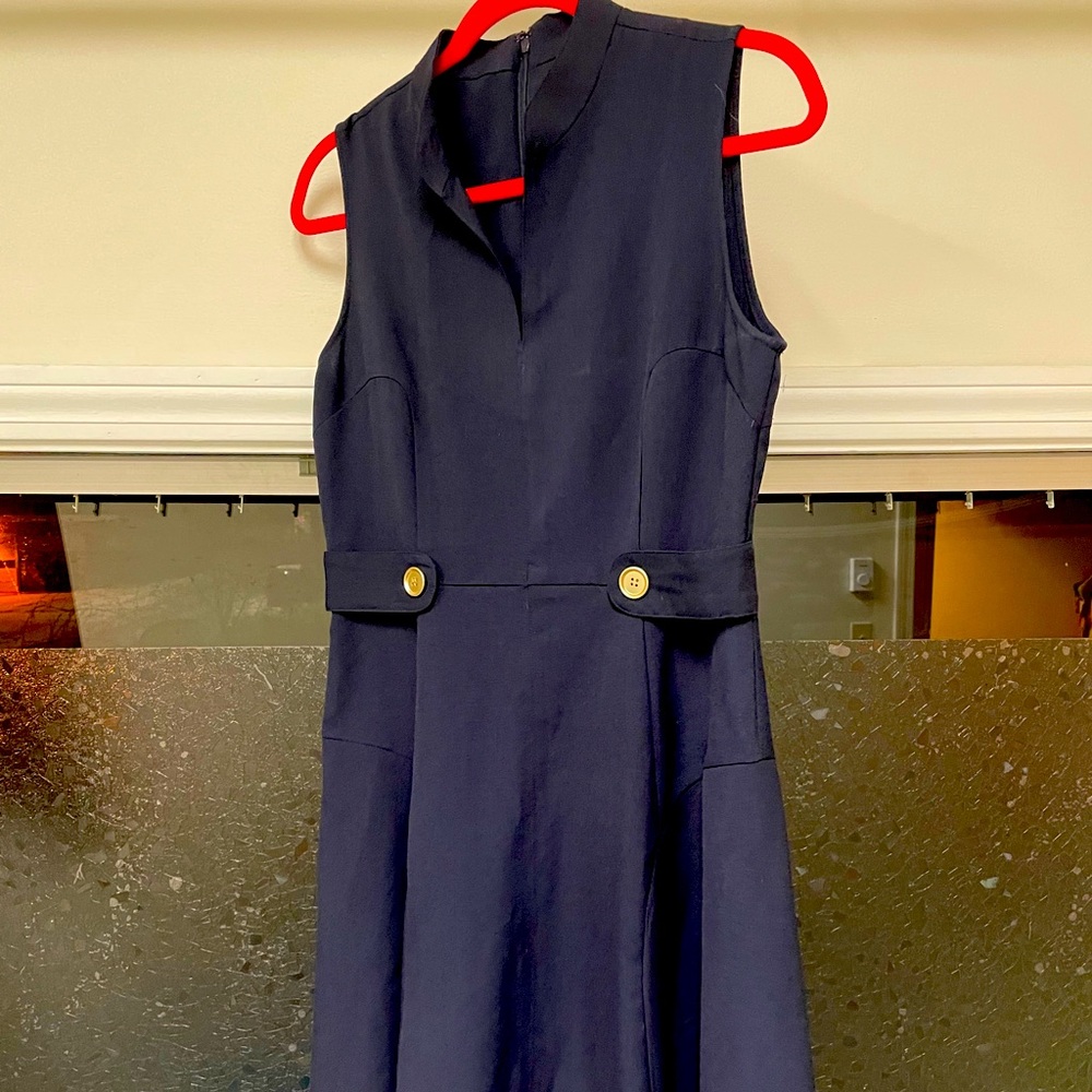 Women’s dress